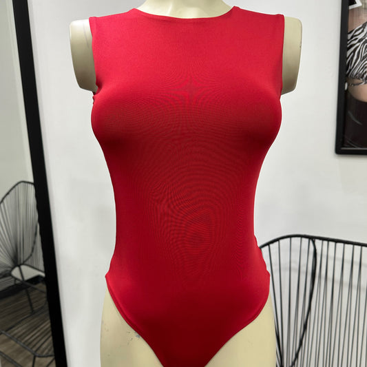 BODY HALTER